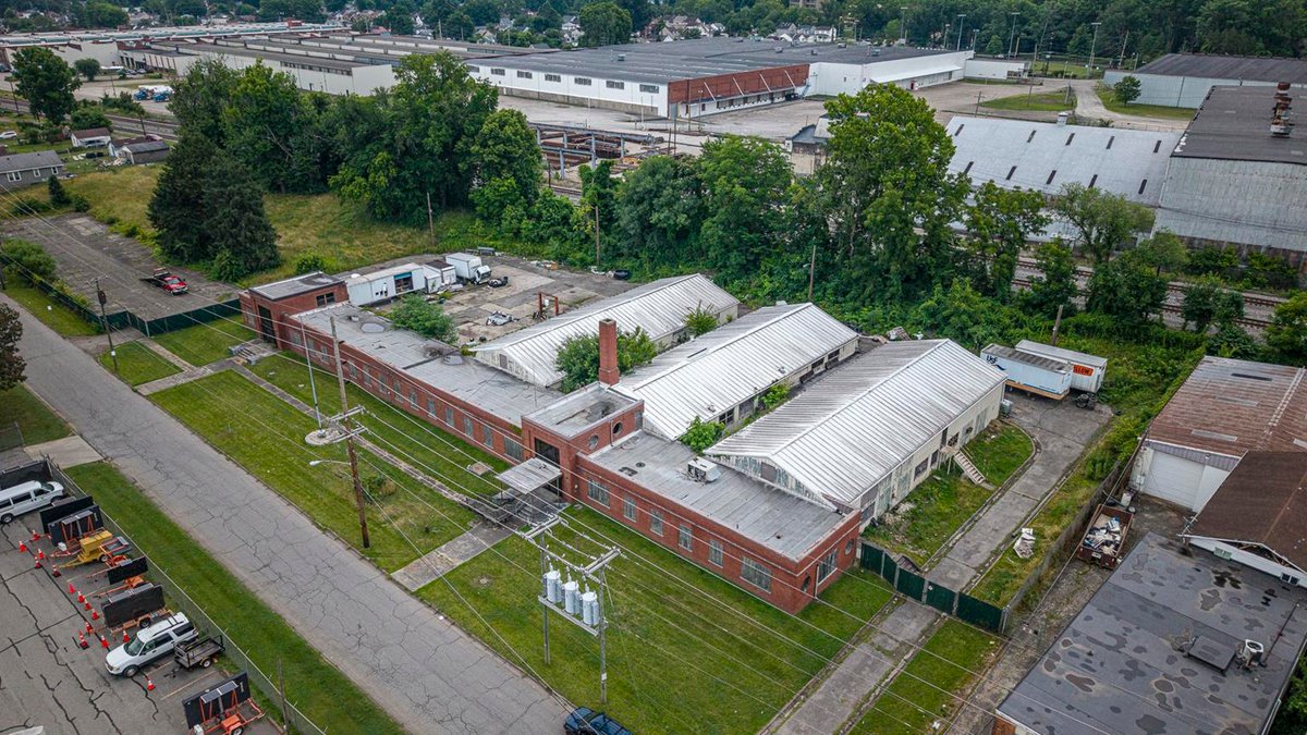 Image for SOLD $86,900 - Industrial Warehouse with Secure Fenced Yard on 2.8 Acres in Huntington Selling to the Highest Bidder