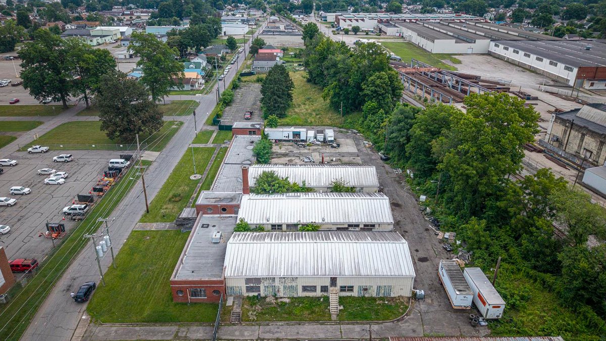 Image for SOLD $86,900 - Industrial Warehouse with Secure Fenced Yard on 2.8 Acres in Huntington Selling to the Highest Bidder