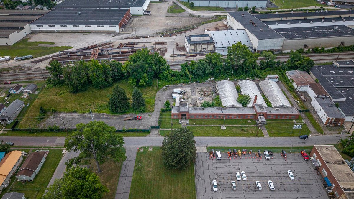 Image for SOLD $86,900 - Industrial Warehouse with Secure Fenced Yard on 2.8 Acres in Huntington Selling to the Highest Bidder