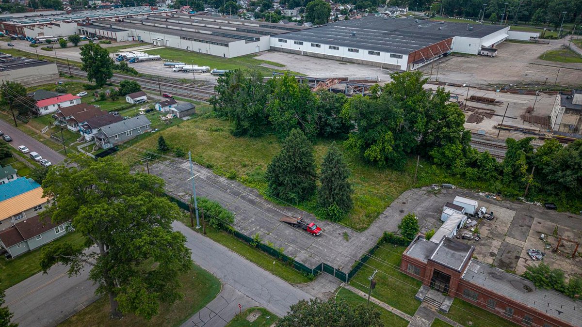 Image for SOLD $86,900 - Industrial Warehouse with Secure Fenced Yard on 2.8 Acres in Huntington Selling to the Highest Bidder