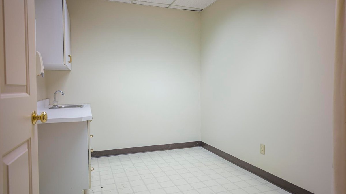 Image for Established Medical Office Building in Huntington's Professional Corridor