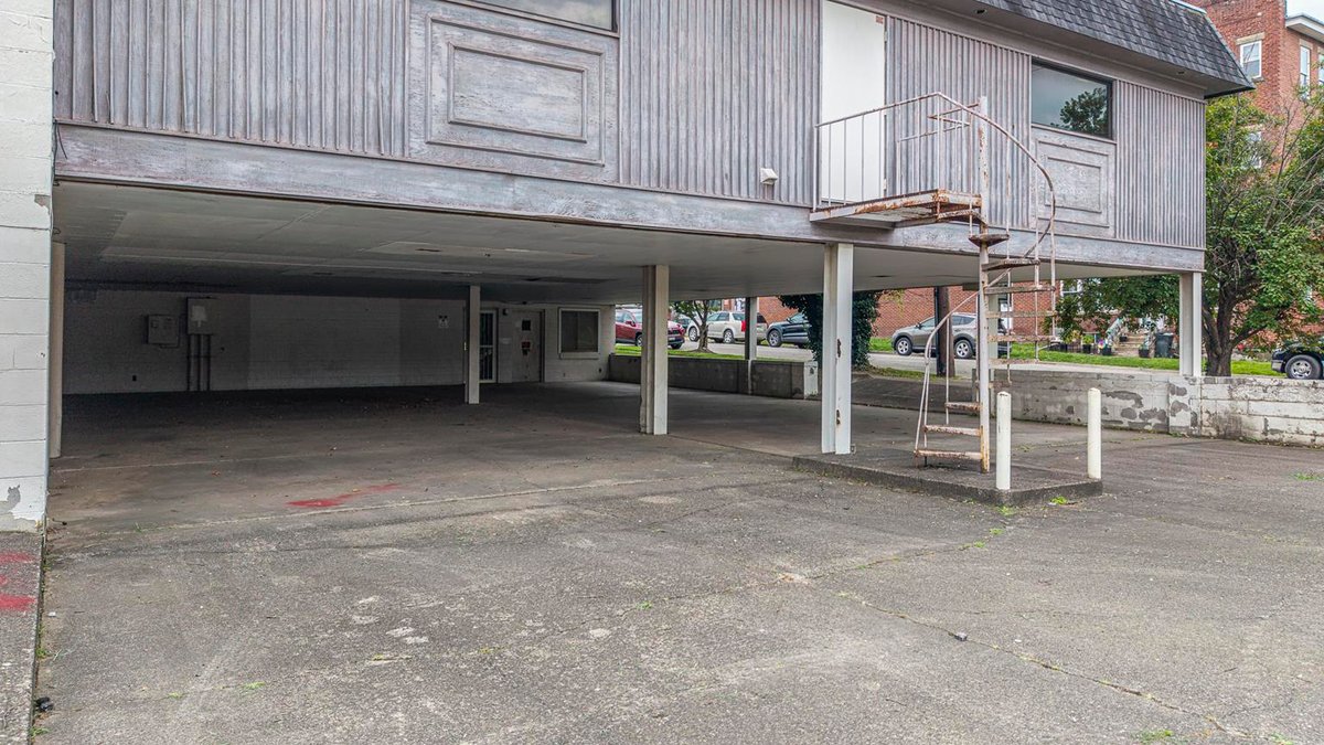 Image for Established Medical Office Building in Huntington's Professional Corridor