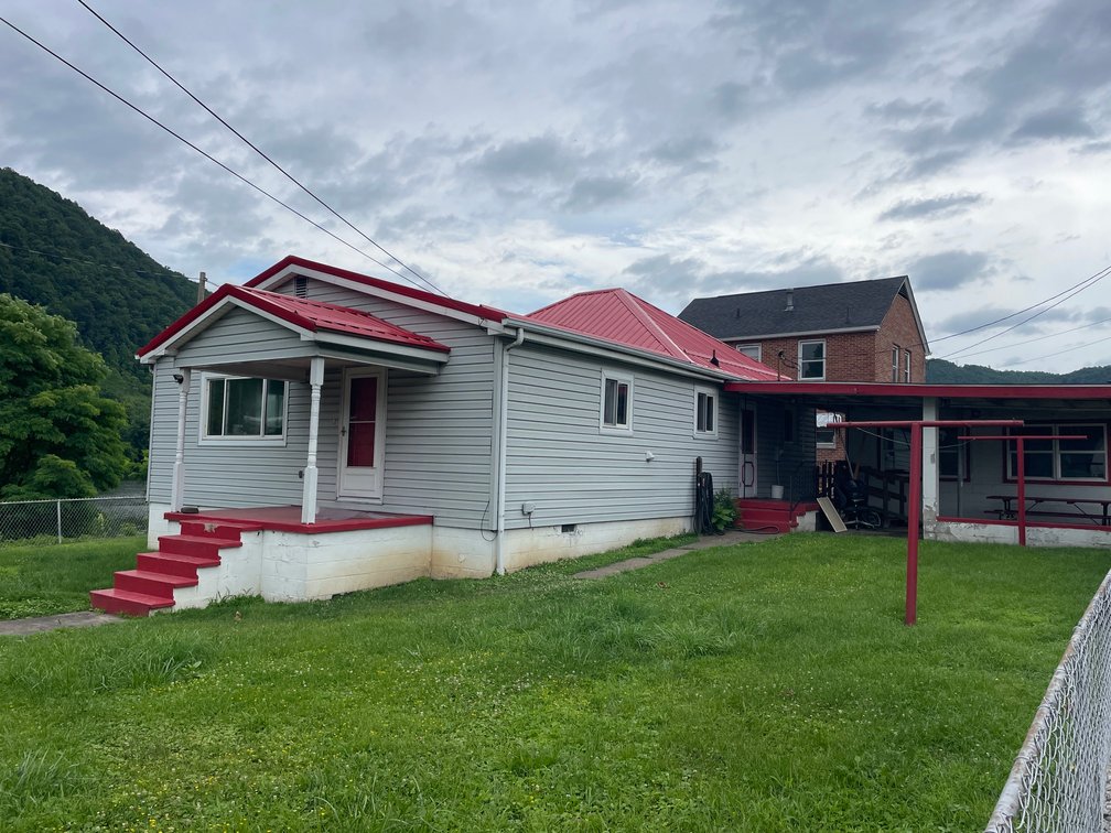 Image for SOLD $44,000 - 2 Bedroom on the Kanawha River