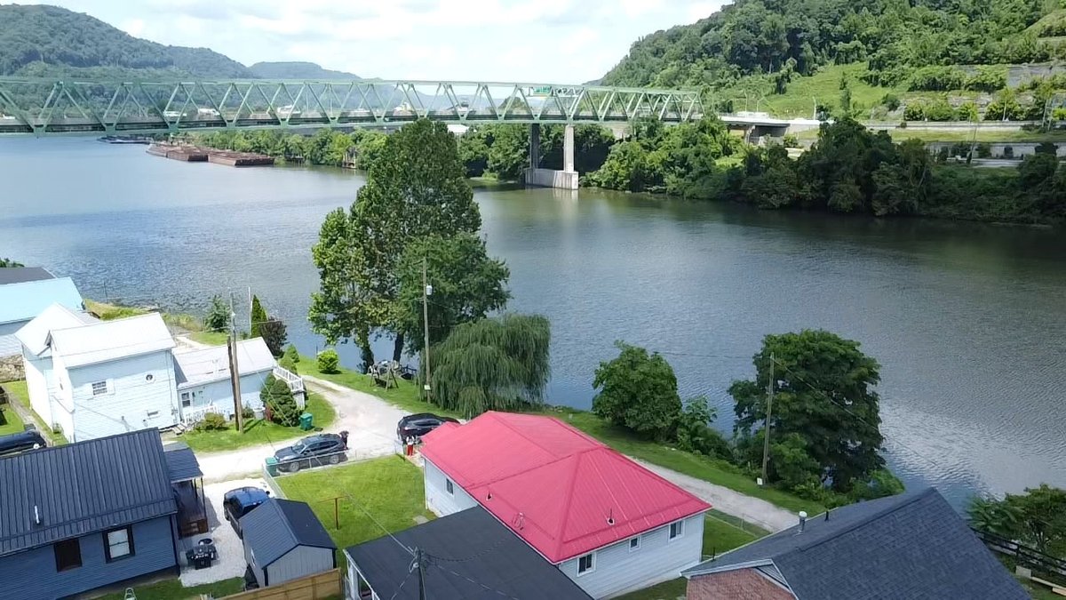 Image for SOLD $44,000 - 2 Bedroom on the Kanawha River