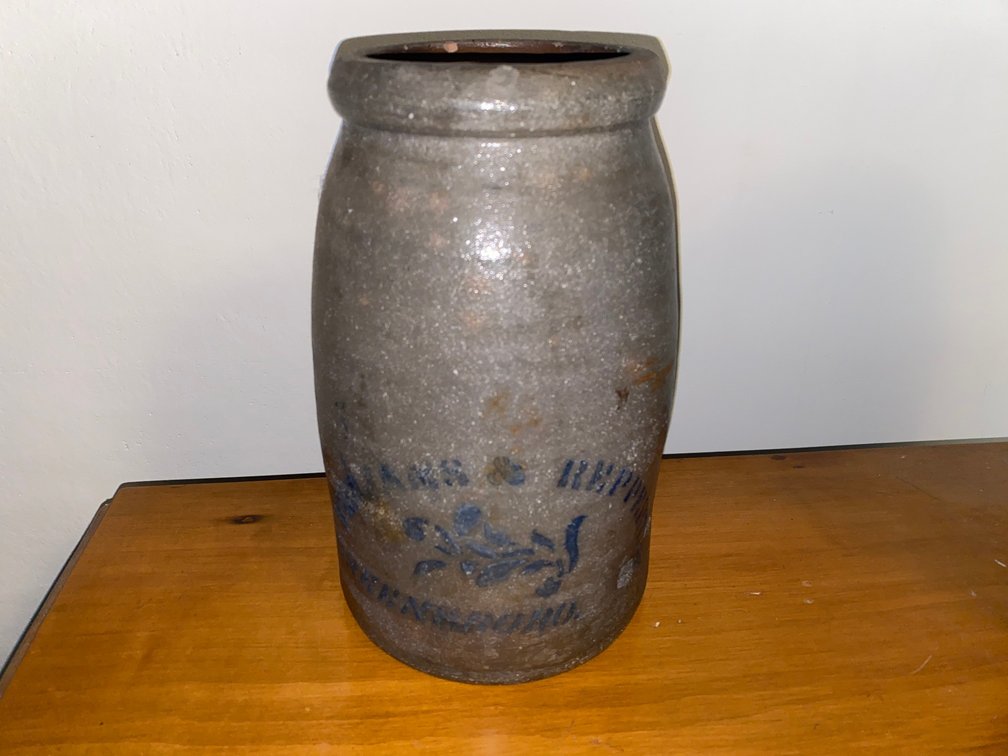Antique stoneware jar marked Williams & Reppert, product of Greensboro, PA