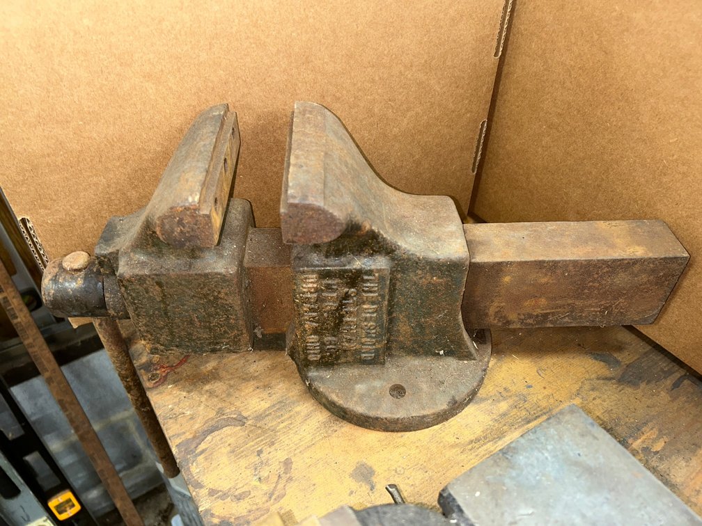 Desmond Stephan  5 Inch Bench Vise