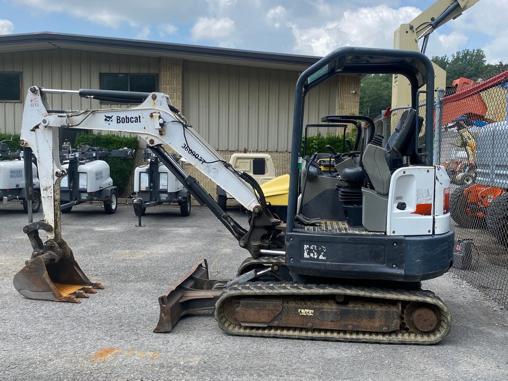 2018 Bobcat E32 Excavator