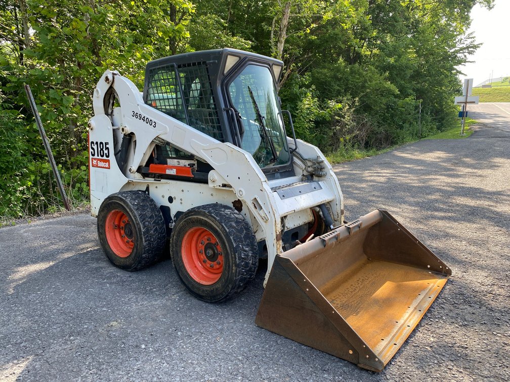 2012 Bobcat S185 Wheeled Solid Tires