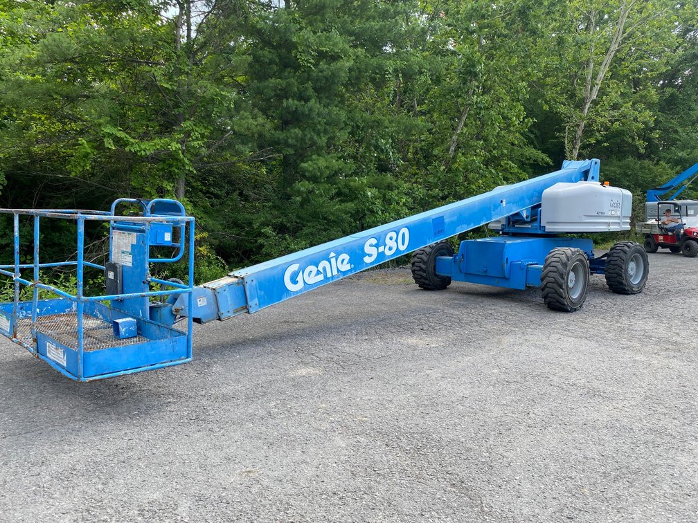 2000 S-80 Genie Purchase 2011