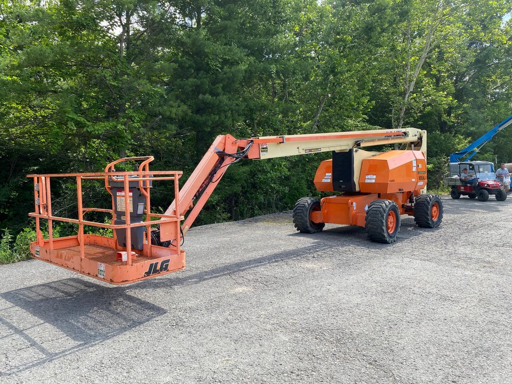 1999 JLG 800AJ