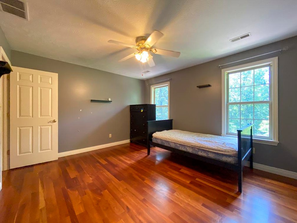 Image for SOLD $495,000 - Expansive Brick 6 Bedroom on Over 6 Acres in Scott Depot