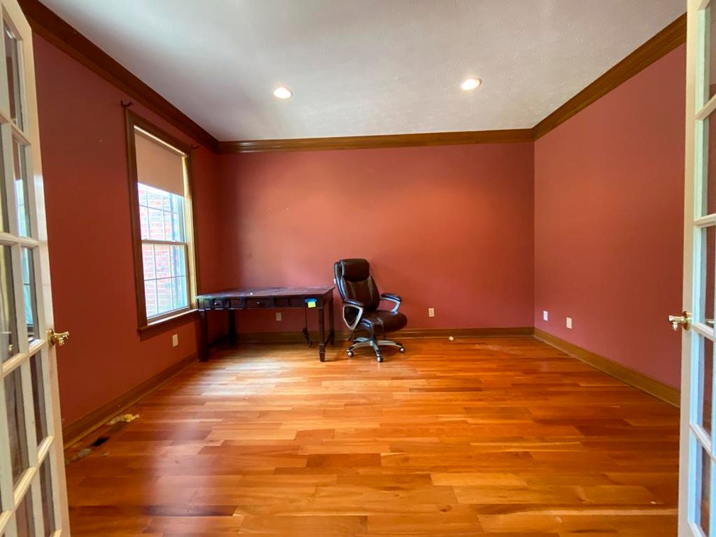 Image for SOLD $495,000 - Expansive Brick 6 Bedroom on Over 6 Acres in Scott Depot