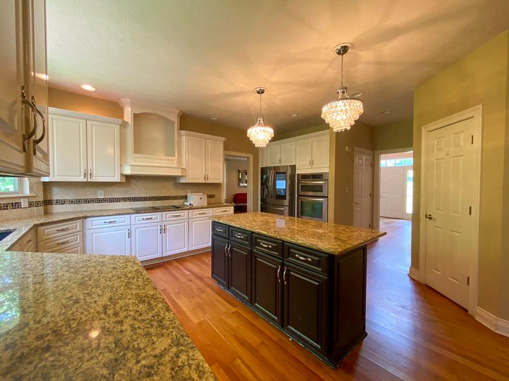 Image for SOLD $495,000 - Expansive Brick 6 Bedroom on Over 6 Acres in Scott Depot