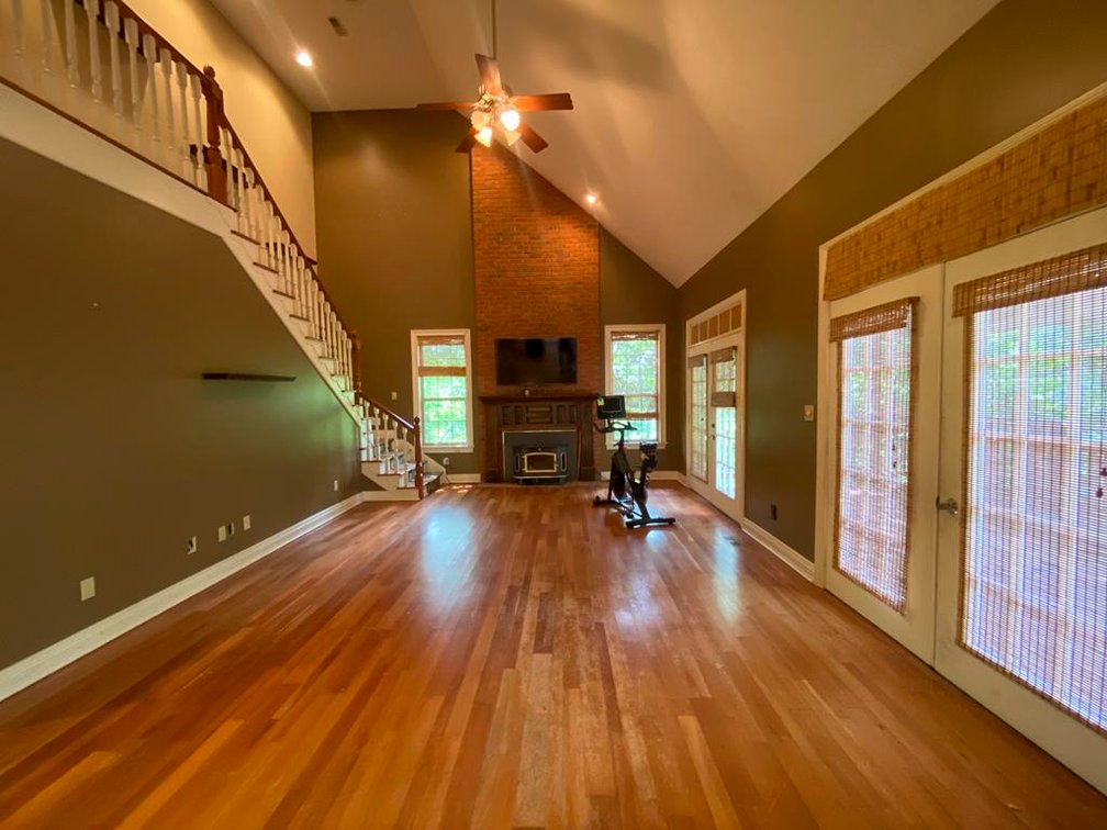 Image for SOLD $495,000 - Expansive Brick 6 Bedroom on Over 6 Acres in Scott Depot