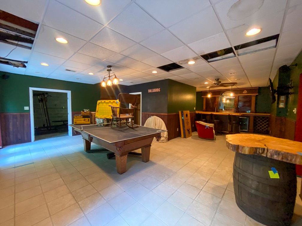Image for SOLD $495,000 - Expansive Brick 6 Bedroom on Over 6 Acres in Scott Depot