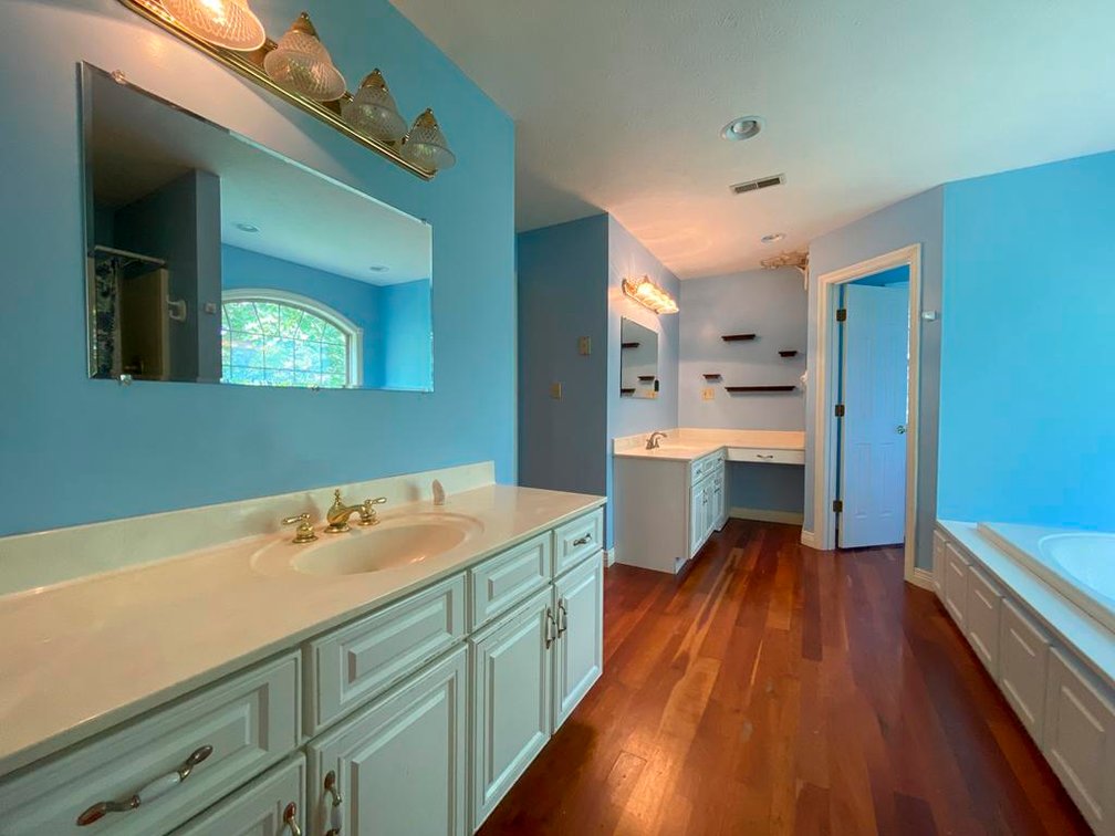 Image for SOLD $495,000 - Expansive Brick 6 Bedroom on Over 6 Acres in Scott Depot