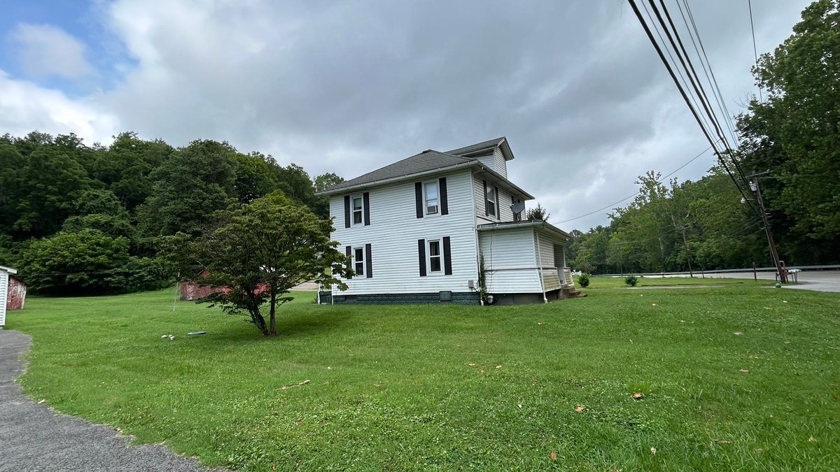 Image for SOLD $165,000 - 3.23± Acre Mount Clare Estate on Elk Creek