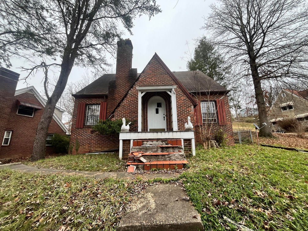Image for SOLD $25,300 - Brick 3 Bedroom in Charleston Ideal for a Remodel