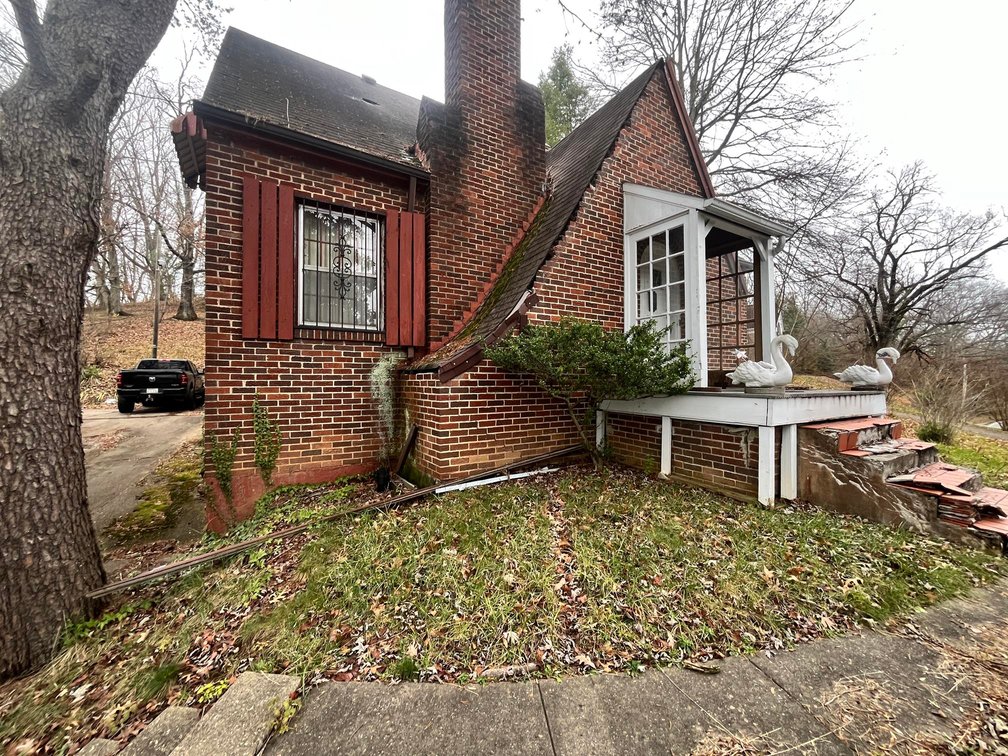 Image for SOLD $25,300 - Brick 3 Bedroom in Charleston Ideal for a Remodel