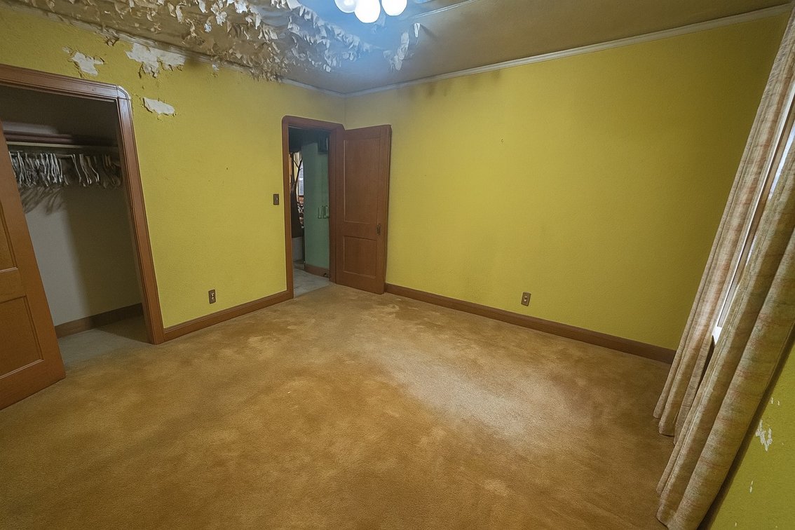Image for SOLD $25,300 - Brick 3 Bedroom in Charleston Ideal for a Remodel