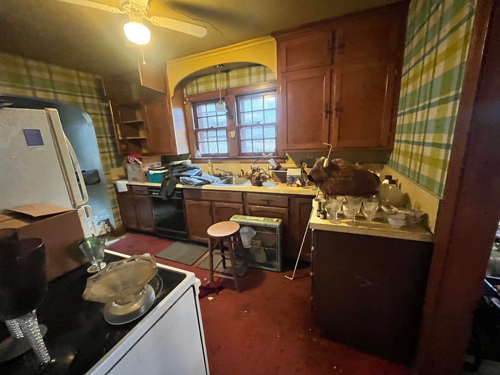 Image for SOLD $25,300 - Brick 3 Bedroom in Charleston Ideal for a Remodel
