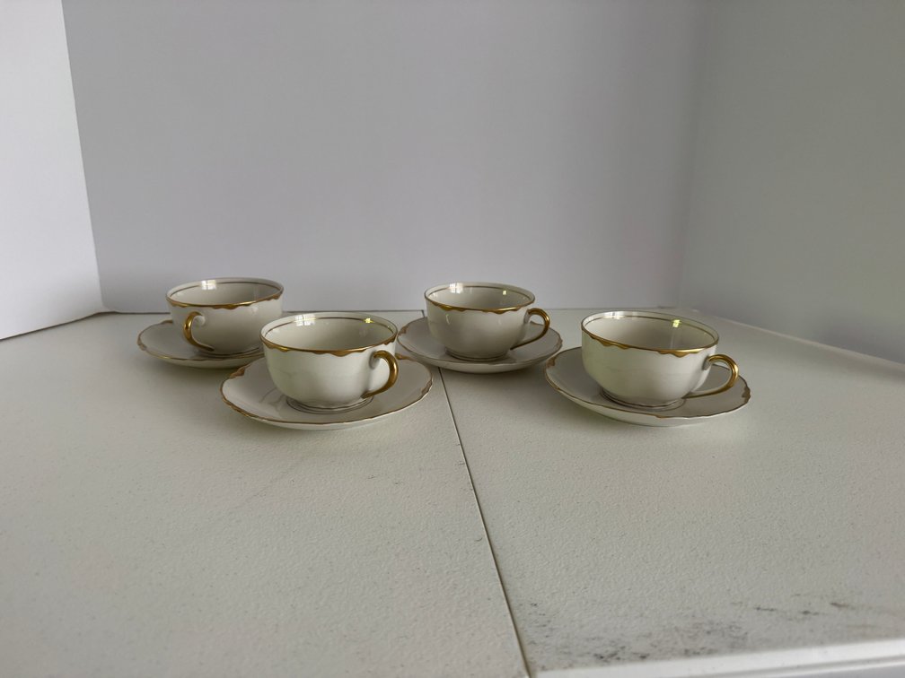 4 Porcelain Teacup and Saucer Sets