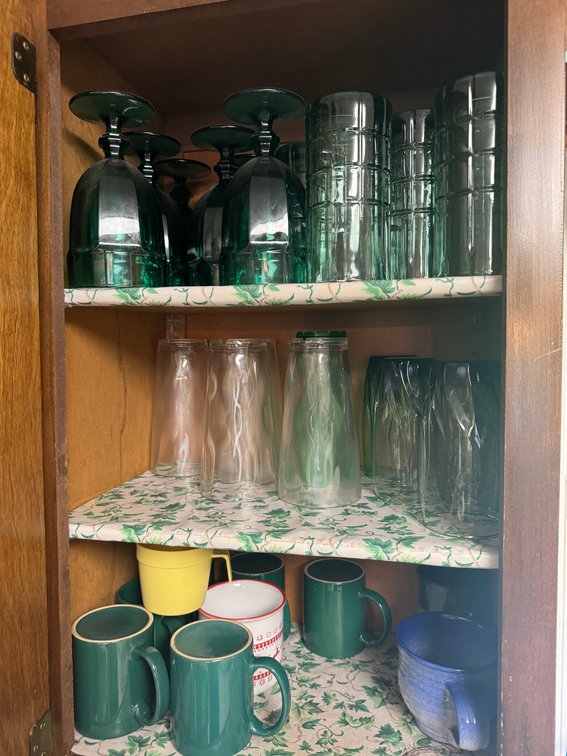 Contents of Cabinet - Glassware