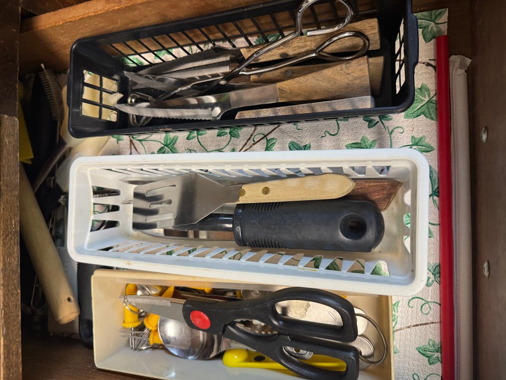 Plastic Drawer Organizers with Kitchen Utensils