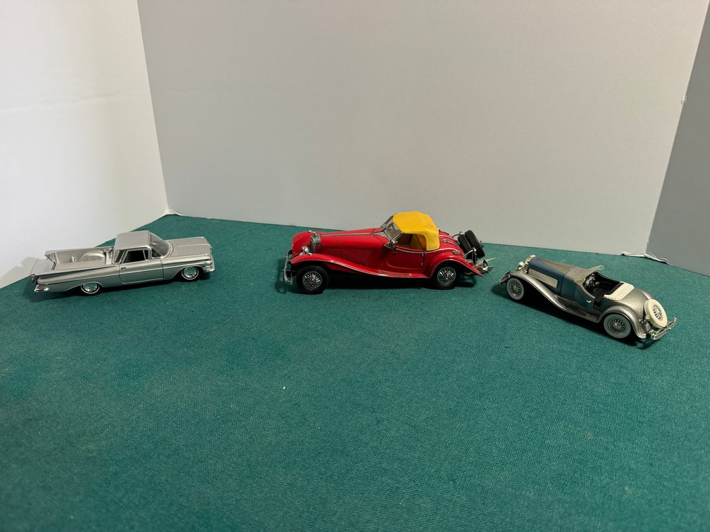 3 Die-Cast Model Cars