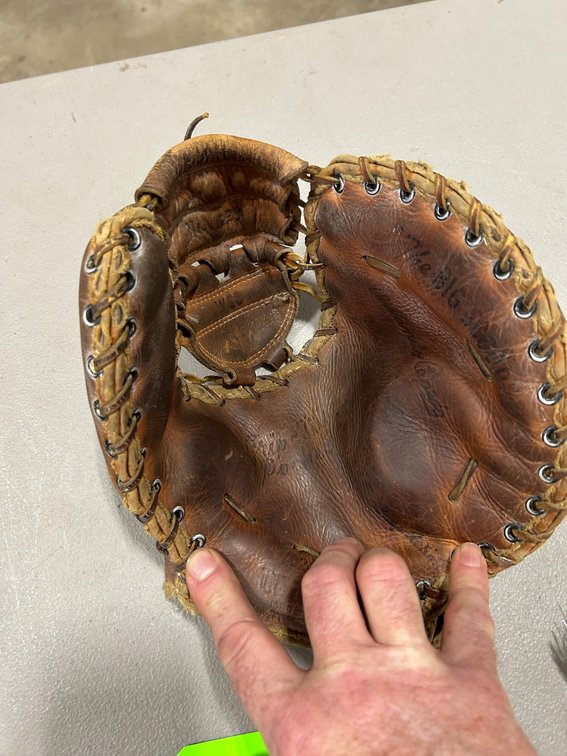 Baseball glove Orlando Cepeda Model