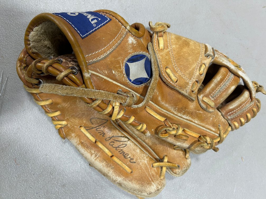 Baseball Glove Jim Palmer Model