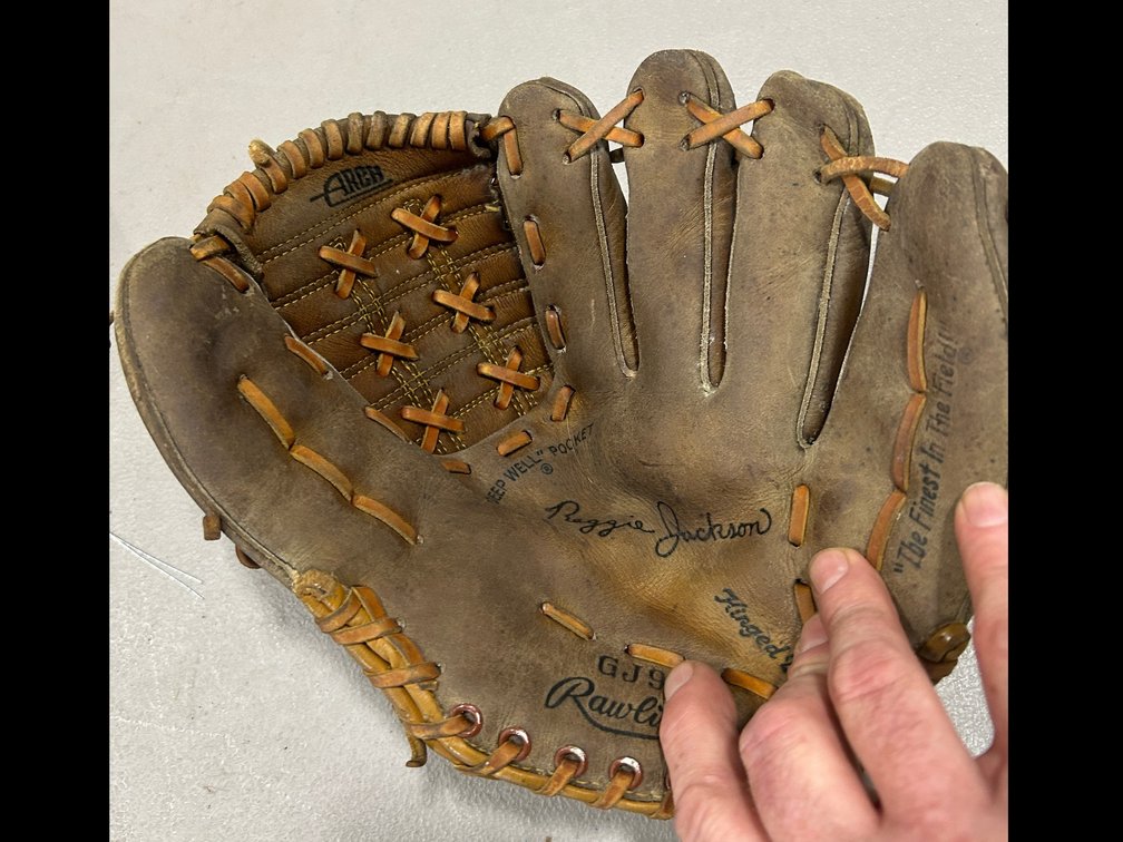 Baseball Glove Reggie Jackson Model