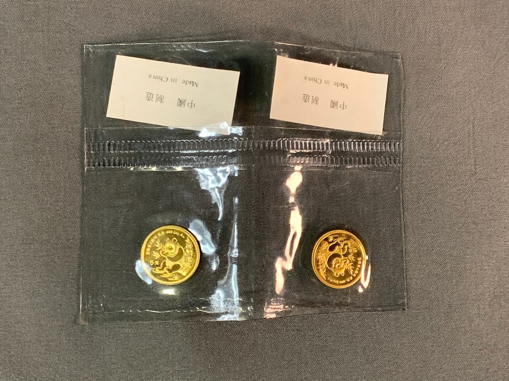 (2) 1991 Chinese 1/20oz Gold 5 Yuan