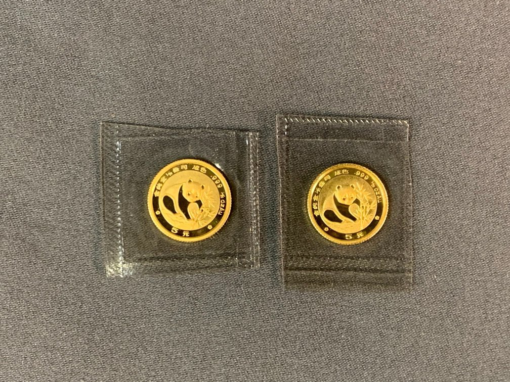 (2) 1988 Chinese 1/20oz Gold 5 Yuan