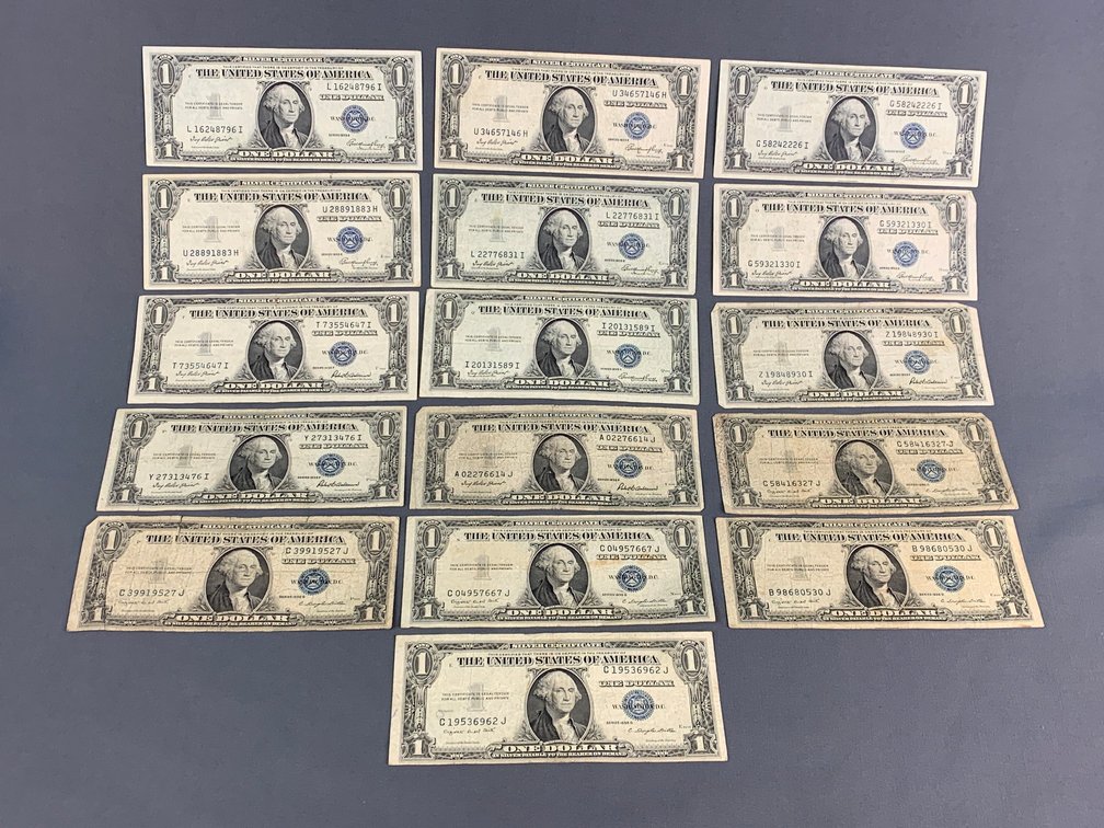 (16) 1935 $1 Silver Certificates