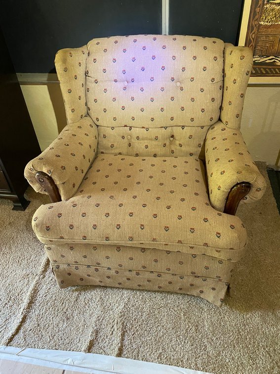 Upholstered arm chair