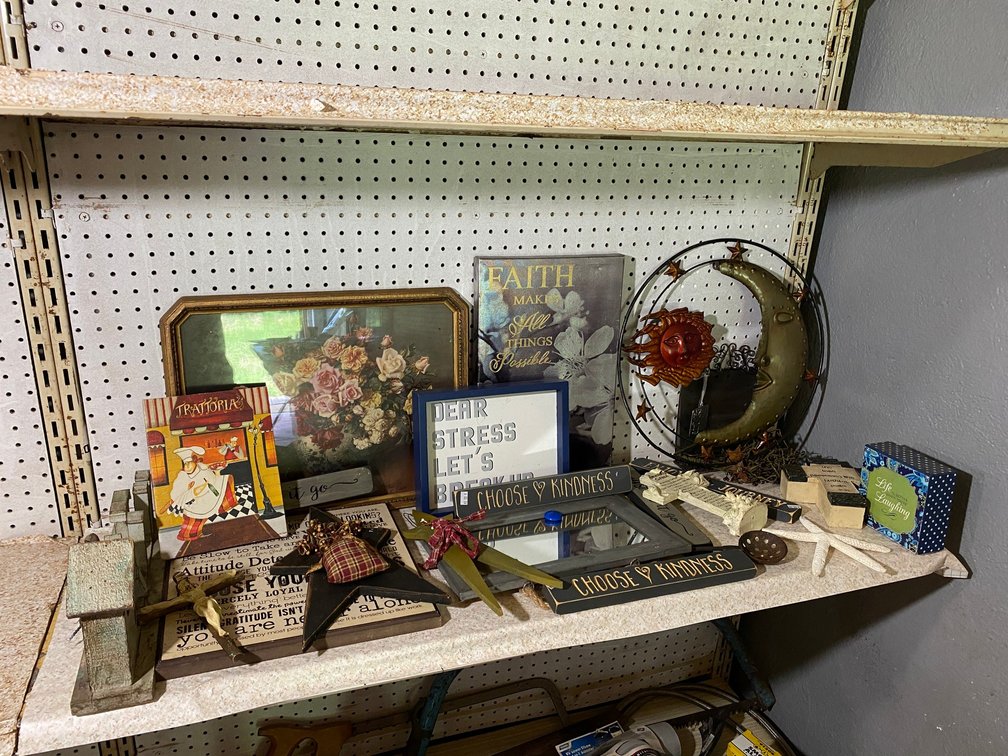 Home decorative items