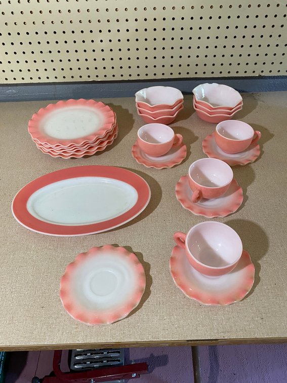 Hazel Atlas, plates, saucers, fruit bowls, teacups