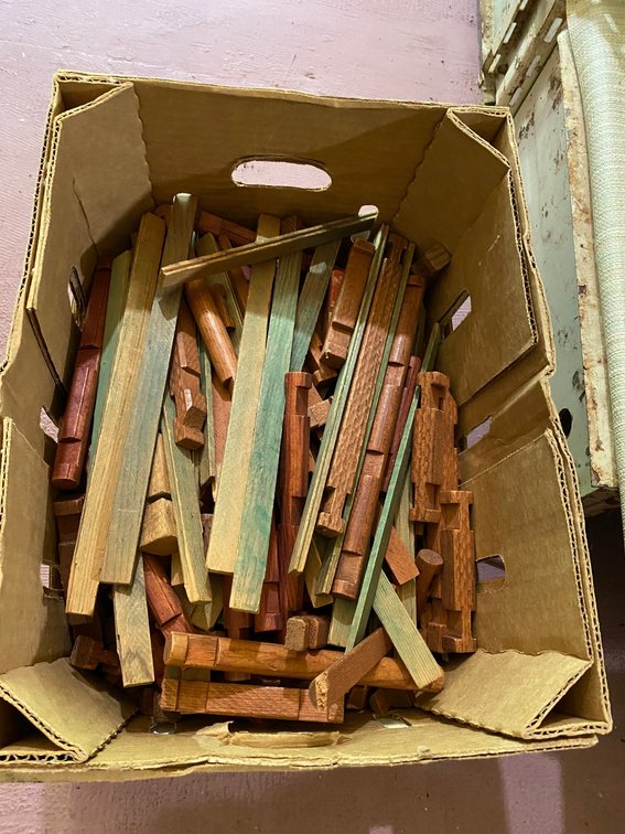 Lincoln logs