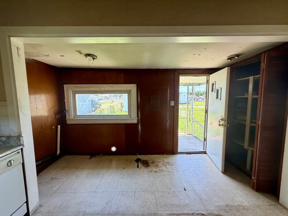 Image for Investment Opportunity: 2 Bedroom in Charleston