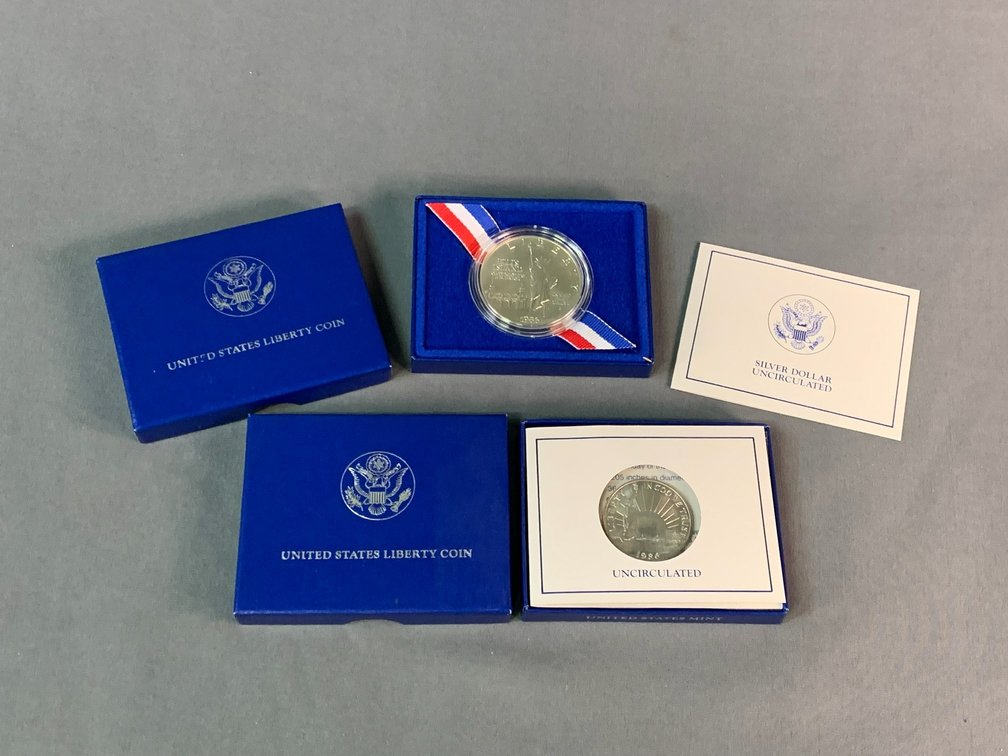 1986 Liberty Commemorative Silver Dollar and Half Dollar