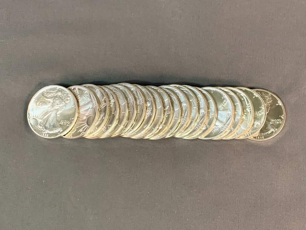 (20) 1989 American Silver Eagles