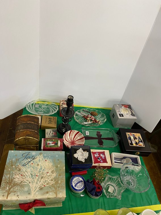 Christmas box, Glassware, Misc.