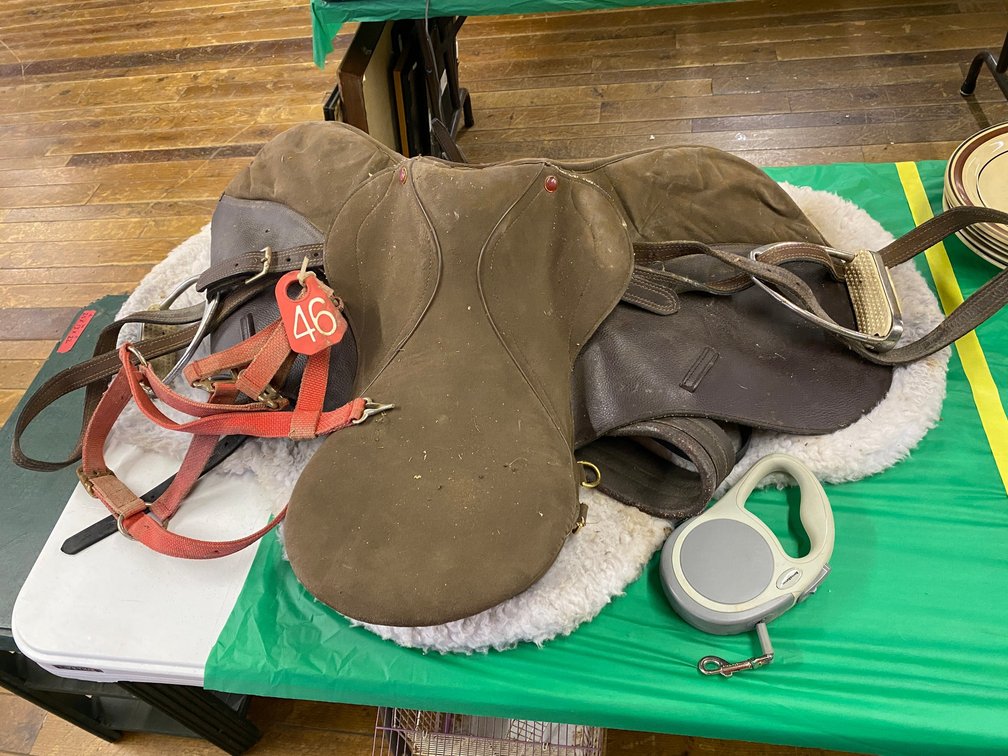 Saddle, Accessories