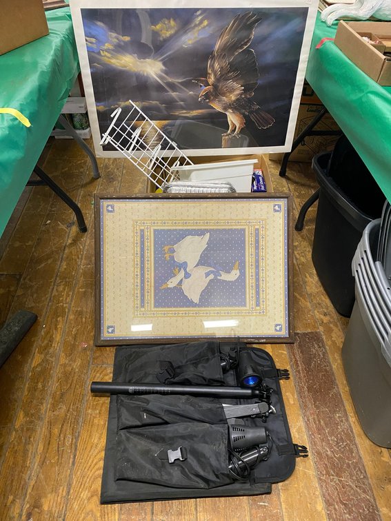 Wall hangings , Camera Accessories