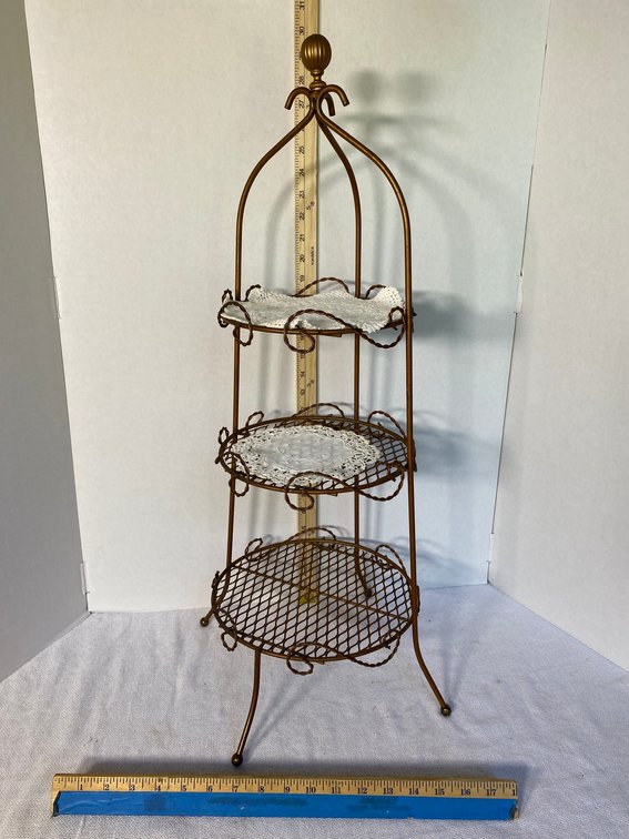 Metal 3 Tier Stand