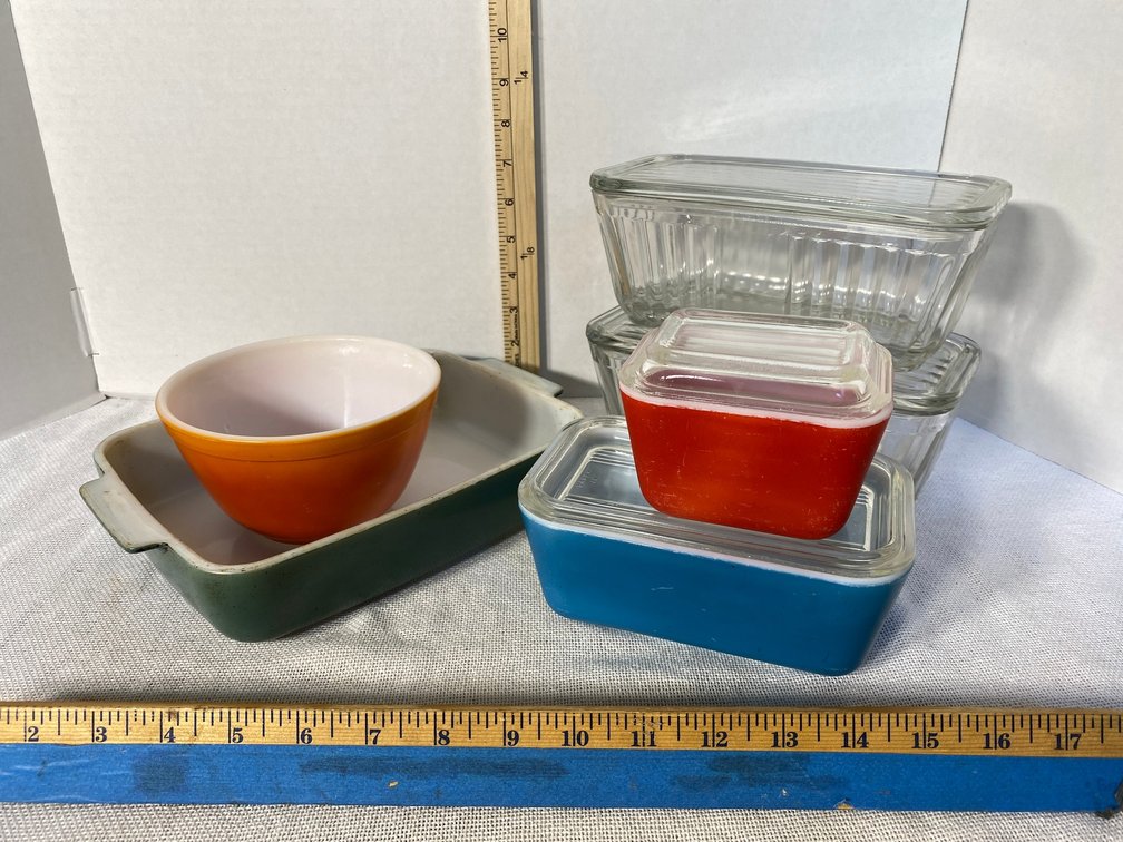 Assorted Pyrex, Refrigerator Dishes, Bowl