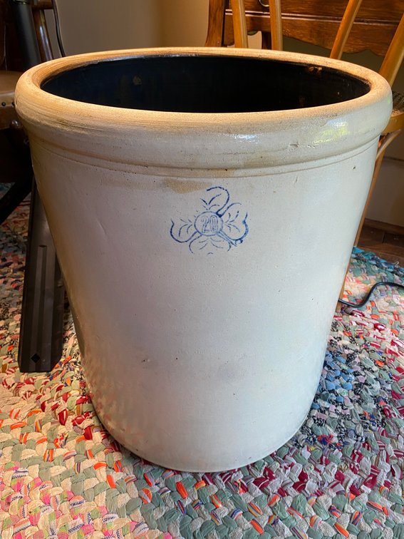 20 Gallon Stone ware Crock  4 leaf Clover Marking for Alabama Miller Stone ware