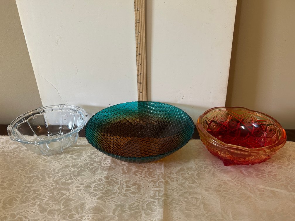 Colored Bowls