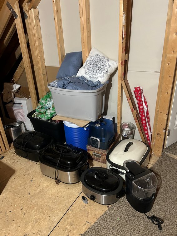 Crock Pots, Wreaths, Water Cooler, Misc.